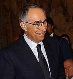 Franco Carraro