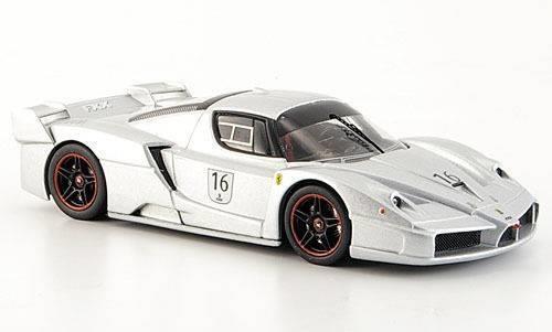 Modellino Hot Wheels Hwn5609 Ferrari Fxx 2005 N.16 Silver 1:43