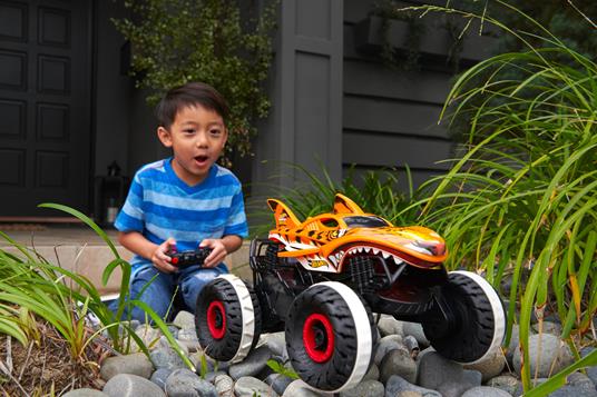 Mattel: Hot Wheels - Rc Monster Truck 1:15 Tiger Shark - 9
