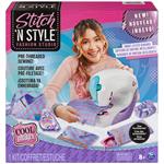 Cool Maker Stitch 'N Style Fashion Studio , Macchina da Cucire per bambini e bambine , Filo da cucire pre-inserito, tessuto e stampe ad acqua , Giochi creativi per bambini e bambine dagli 8 anni