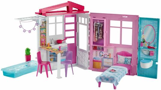 Barbie Casa Portatile Piccola con Piscina e Accessori, Giocattolo per  Bambini 3+ Anni. Mattel (FXG54) - Barbie - Barbie casa e accessori - Casa  delle bambole e Playset - Giocattoli | Feltrinelli