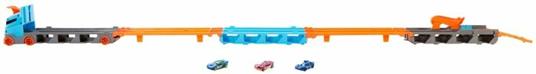 Hot Wheels 2in1 Camion Trasportatore e Pista con 3 Macchinine,Giocattolo per Bambini 4+Anni - 8