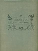 Alfabeto di lettere iniziali Adorno di animali