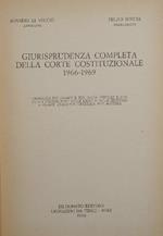 Giurisprudenza completa della Corte Costituzionale. 1966-1969. Ordinata per codici e per leggi speciali e con indici cronologici delle leggi e delle sentenze e indice analitico generale per materia