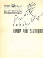 Firma autografa con chiave musicale di Santoliquido alla copertina del programma di sala del concerto (4 settembre 1957) all'Associazione Amici della Musica di Perugia