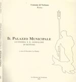 Il Palazzo Municipale. A cura di B. La Padula. Lo stemma e il Gonfalone di Nettuno