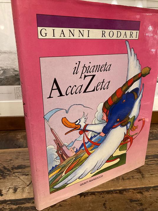 Il pianeta AccaZeta. Illustrazioni di Cecco Mariniello - Gianni Rodari - copertina