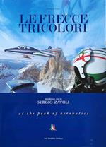 Le frecce tricolori at the peak of aerobatics