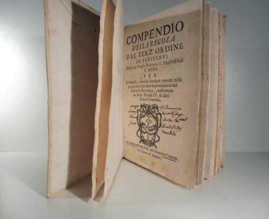 Compendio della regola del terz'ordine de' penitenti istituito dal Serafico patriarca S. Francesco d'Assisi per li fratelli e sorelle secolari viventi nelle proprie lor case.. - copertina