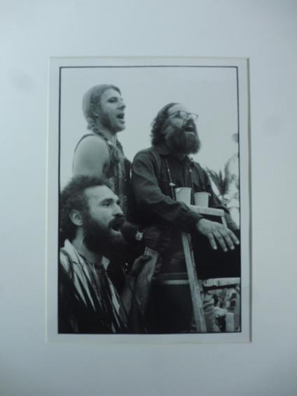 Allen Ginsberg. Miami 1972. Manifestazione durante la convention per i Democratici. (Fotografia originale vintage) - copertina