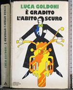 E' gradito l'abito scuro