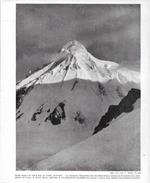 Primi raggi del sole sul K2 versante SE. Stampa 1928