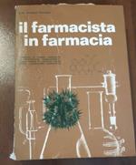 Il farmacista in farmacia