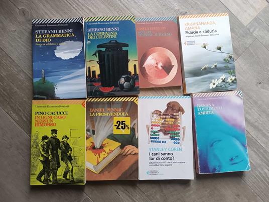 Lotto di 8 libri di narrativa della casa editrice Feltrinelli - copertina