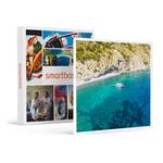 SMARTBOX - Una giornata in barca con battuta di pesca all''Isola d''Elba e pranzo per 2 a bordo - Cofanetto regalo