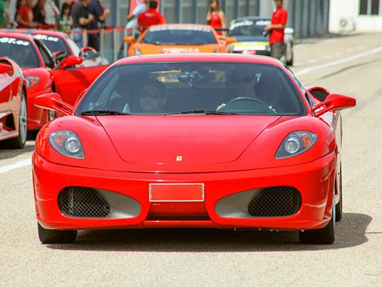 SMARTBOX - Passione adrenalina: 1 emozionante giro in Ferrari - Cofanetto regalo - 5