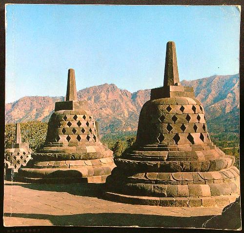 Borobudur Kunst und religion im alten Java - copertina