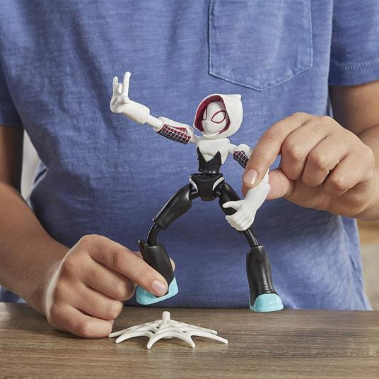 Spider-Man. Ghost-Spider Bend and Flex (Action Figure Flessibile 15cm) - 4