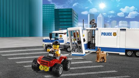 LEGO City Police (60139). Centro di comando mobile - 11