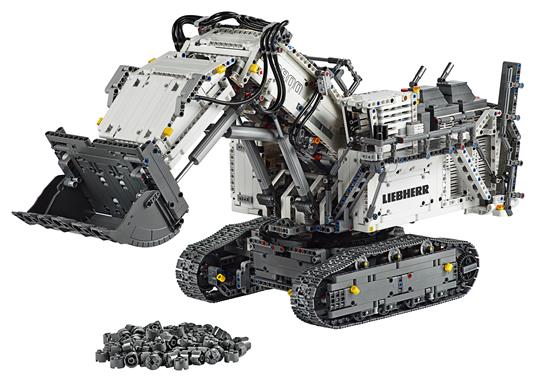 LEGO Technic (42100). Escavatore Liebherr R 9800 - 3