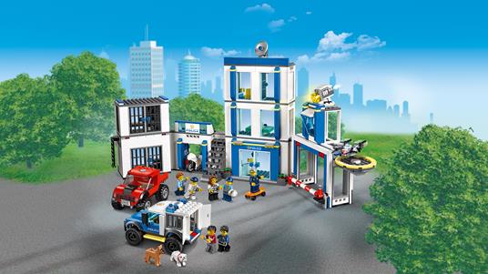 LEGO City Police (60246). Stazione di Polizia - 10