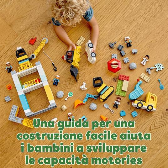 LEGO DUPLO Town 10933 Cantiere Edile con Gru a Torre, Set con Luci e Suoni, Motore Push & Go, Mattoncini Creativi - 5