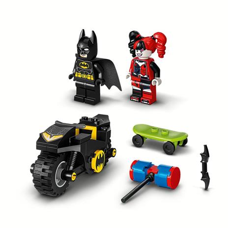 LEGO 76220 DC Batman Contro Harley Quinn, Set Action Figure di Supereroi  con Skateboard e Moto Giocattolo, Giochi per Bambini - LEGO - Super Heroes  - TV & Movies - Giocattoli