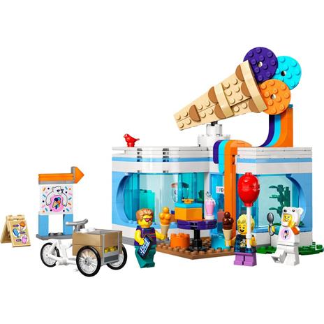 LEGO City 60363 Gelateria Giochi per Bambini 6+ anni con Carretto dei Gelati Giocattolo e 3 Minifigure Idea Regalo Set 2023 - 7