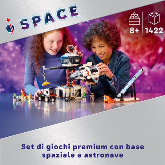 LEGO City 60434 Base Spaziale e Piattaforma di Lancio Gioco per Bambini 8+ con Gru Giocattolo Astronave Rover e 6 Minifigure - 2