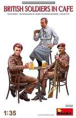 1/35 British Soldiers In Cafe