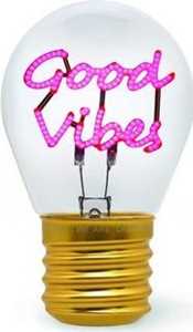 Idee regalo Bulb Fiction - Lightbulb-Shaped Table Lamp - Good Vibes Legami