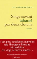 Singe savant tabassé par deux clowns