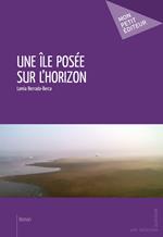 Une île posée sur l'horizon