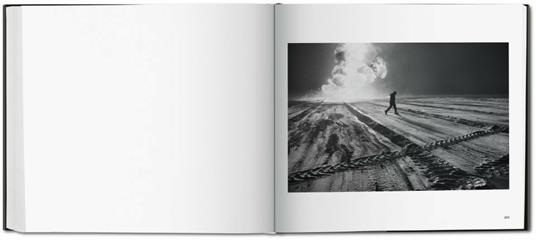 Kuwait. Un deserto in fiamme. Ediz. italiana, spagnola e portoghese - Sebastião Salgado,Lélia Wanick Salgado - 13