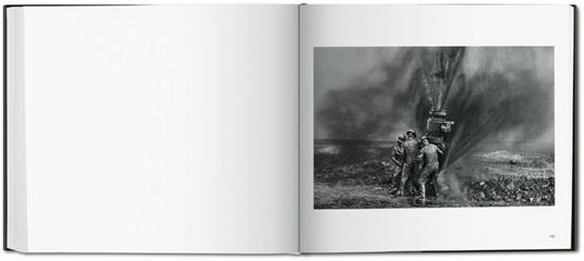 Kuwait. Un deserto in fiamme. Ediz. italiana, spagnola e portoghese - Sebastião Salgado,Lélia Wanick Salgado - 7