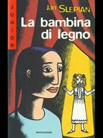 La bambina di legno