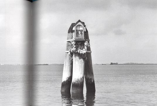 Il gioco delle perle di Venezia. Ediz. illustrata - Gianni Berengo Gardin,Marco D'Anna,Hugo Pratt - 5