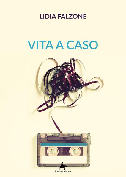 Vita a caso - Lidia Falzone - copertina