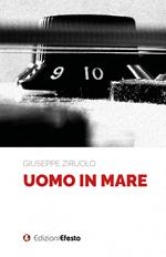 Uomo in mare