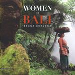 Women in Bali. Ediz. italiana, inglese e francese